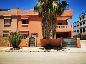 House 5 minutes to beach